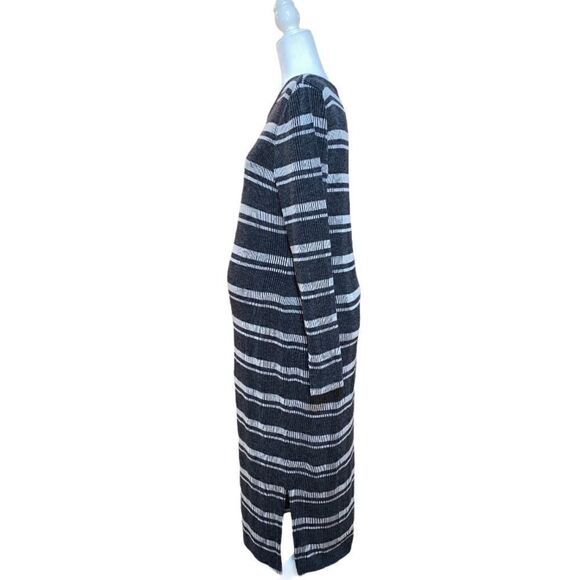 led Gray Striped Ribbed Maxi Maternity Dress NWT - Picture 3 of 6